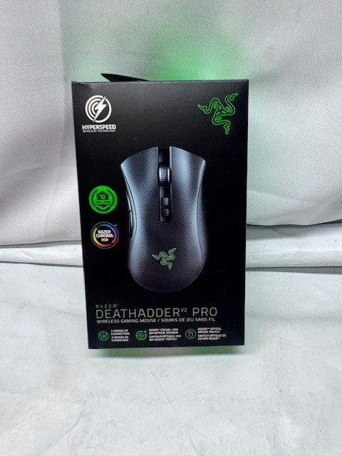 Razer DeathAdder V3 Pro Wireless Gaming Mouse Model: RZ01-0335*New
