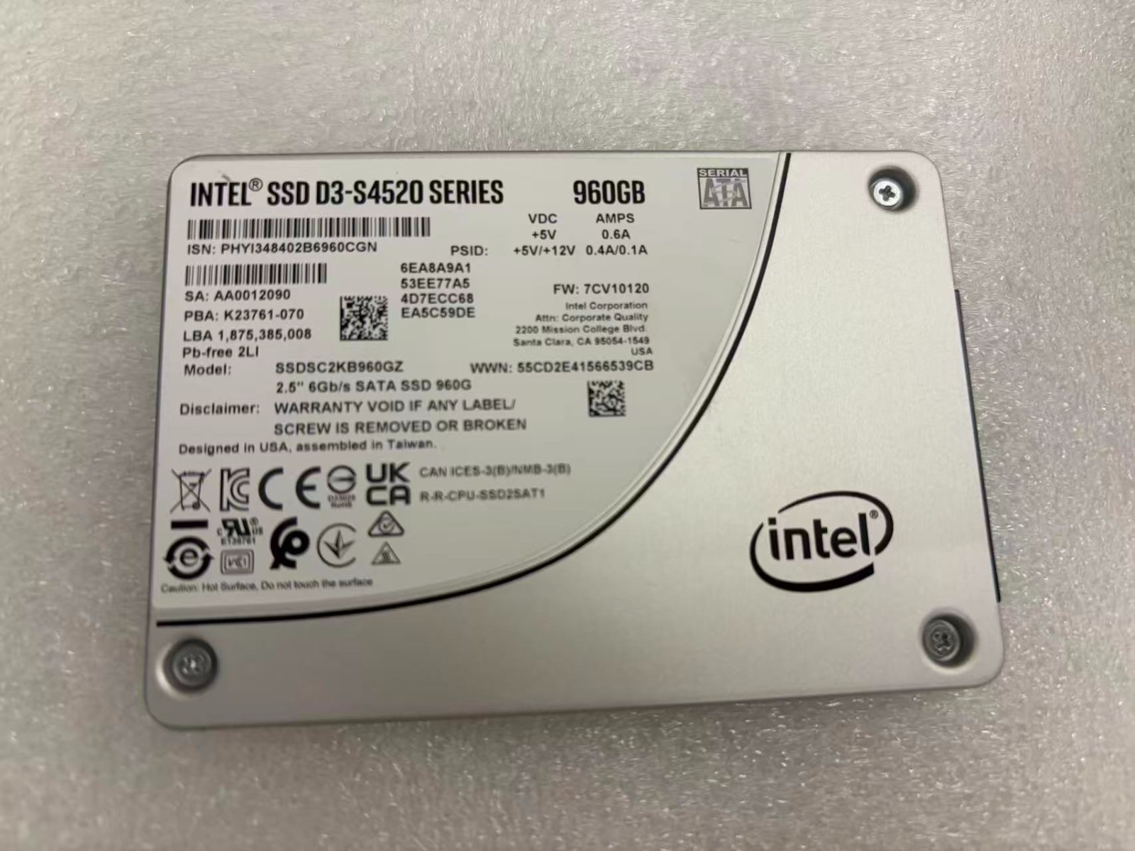 Intel D3-S4520 960GB SATA SSDSC2KB960GZ 2.5 inch 6 Gbps SSD 7CV10120 Hard Drive