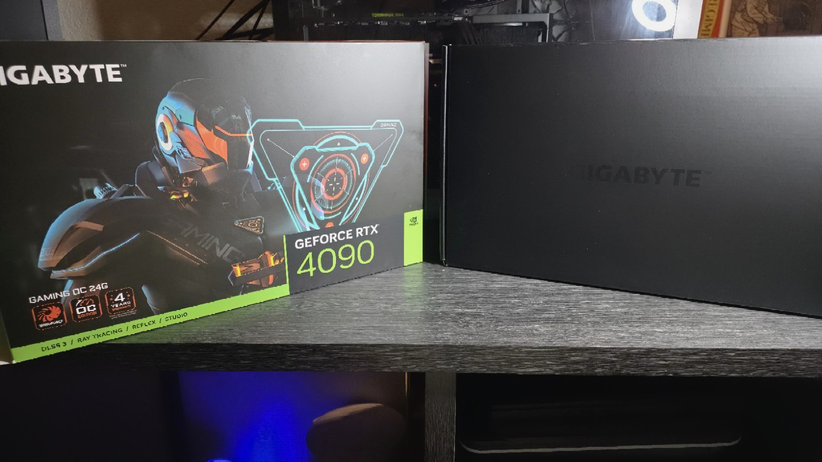 GIGABYTE GeForce RTX 4090 GAMING OC 24GB GDDR6X RGB HDMI/DP 16-Pin