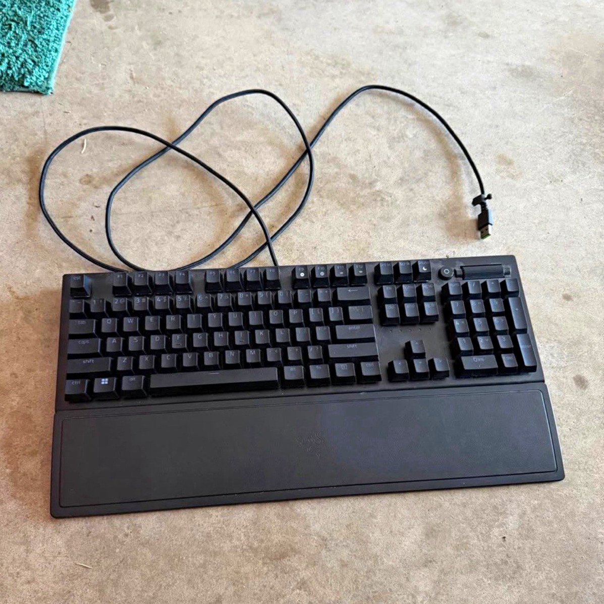 Razer BlackWidow V3 Wired USB Gaming Keyboard Black QWERTY EN w/ Wrist Rest