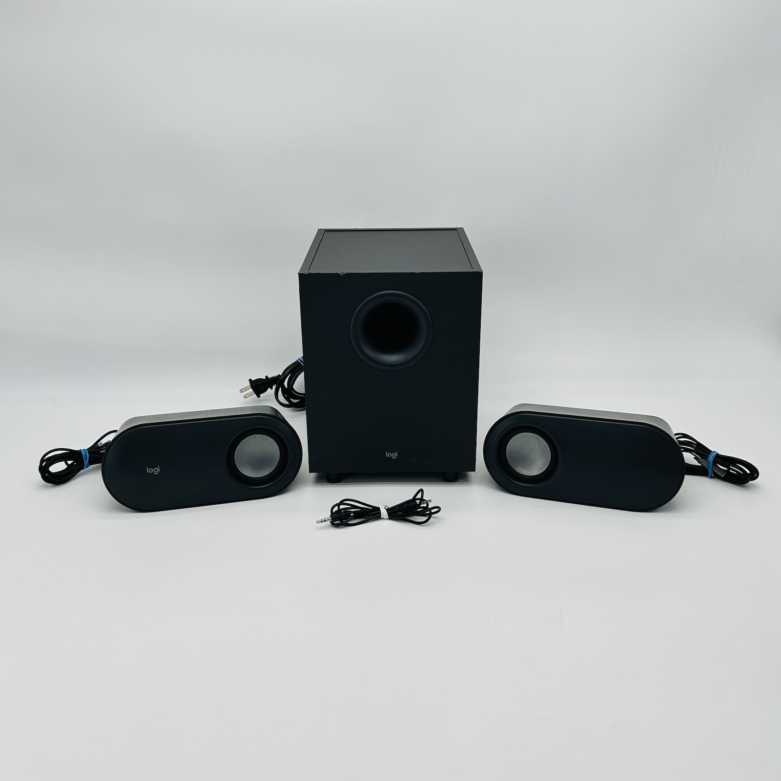 Logitech Z407 Bluetooth Computer Speakers Subwoofer 2.1 No Control Dial Read