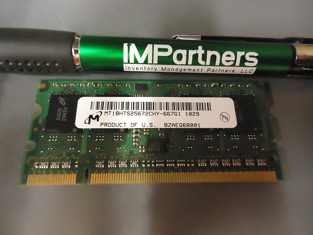 Micron Tech MT18HTS25672CHY-667G1 2GB PC2-5300 Memeory Module
