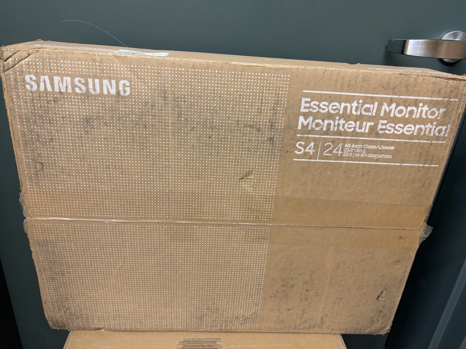 Samsung Essential S4 24" MONITOR