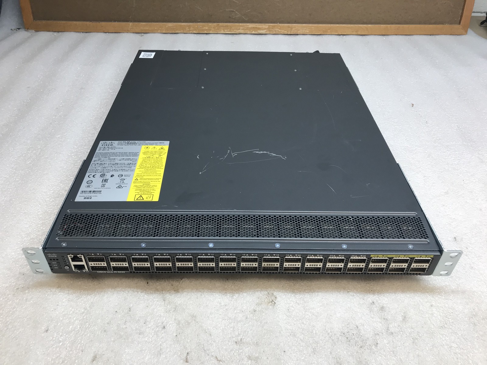 Cisco UCS-FI-6332-16UP 40-Port Fabric Switch W/ Dual 650W PSU Rack mount Kit