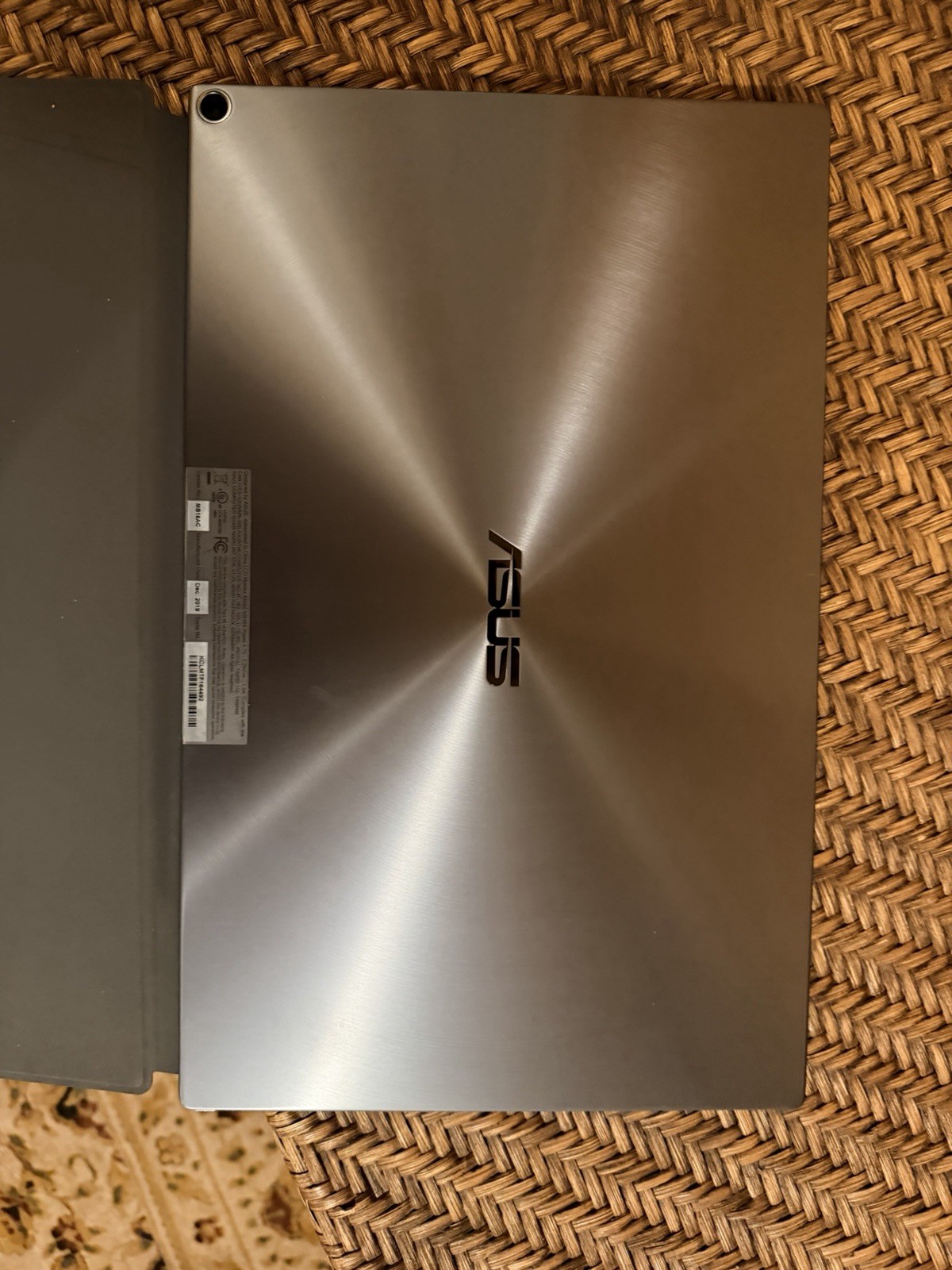 ASUS ZenScreen MB16AC