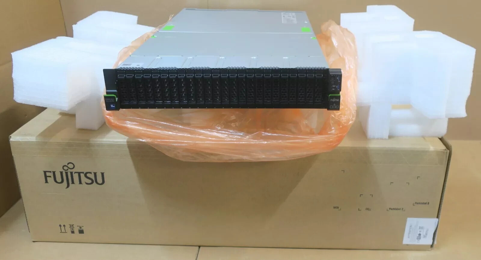 NEW Fujitsu Primergy RX2540 M6 2x 24C Gold 6336Y 128GB RAM 24x SFF Bay 2U Server