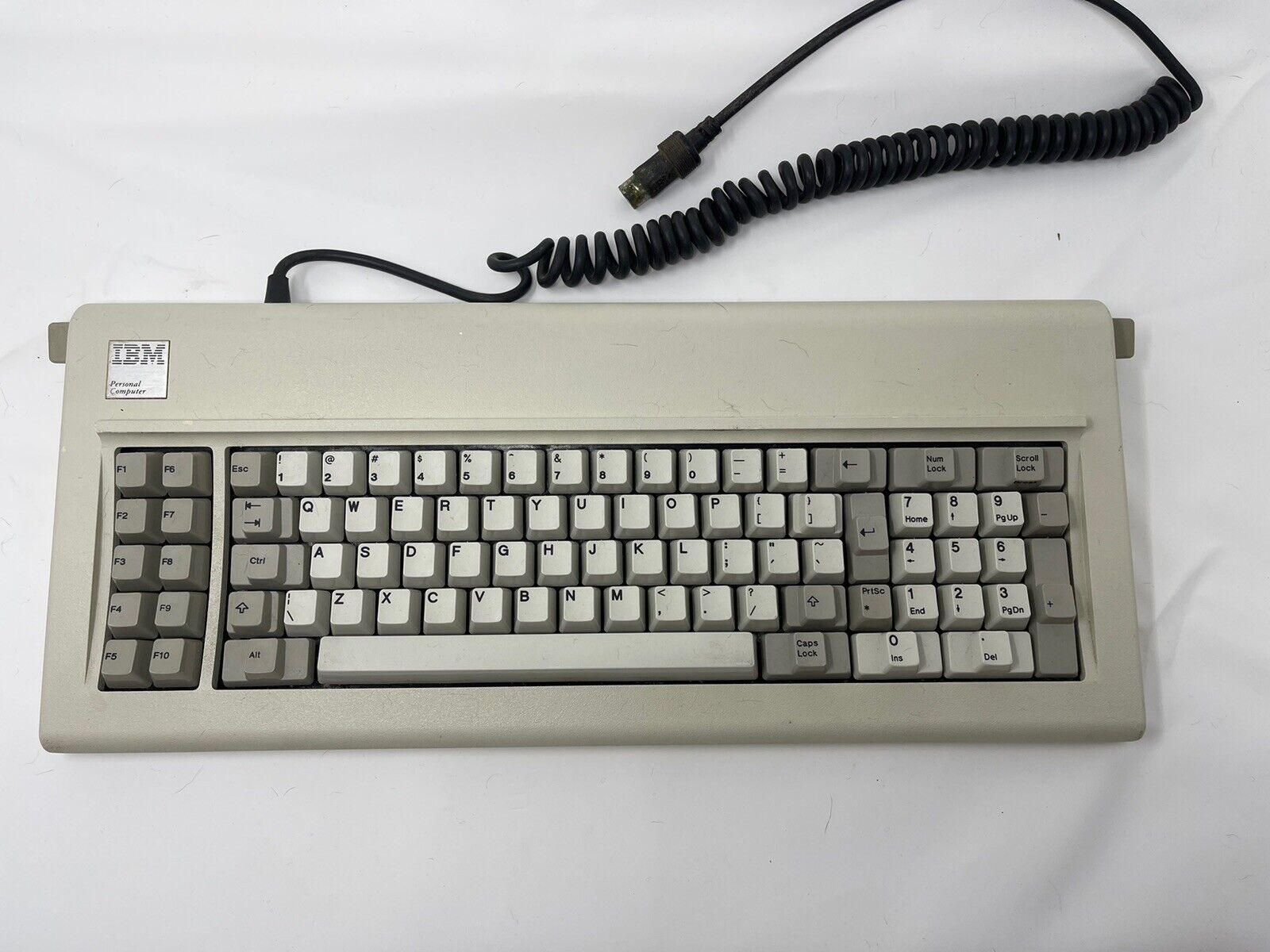 IBM Model F XT Vintage Keyboard with Capacitive Buckling Springs