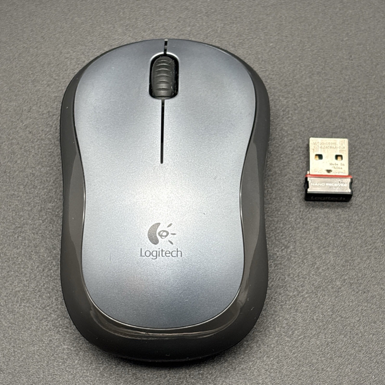 Logitech M225 Wireless Optical Mouse w/Scroll-Wheel Nano - Gray & Black