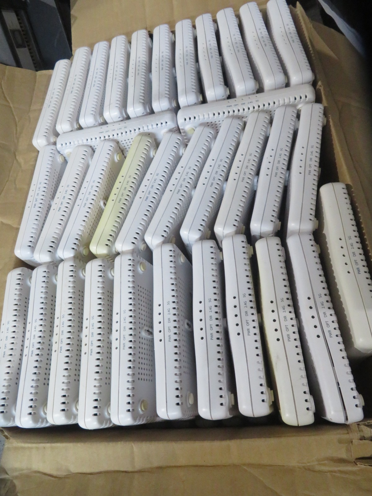 LOT OF 30 Ruckus ZoneFlex 7363 Wireless Access Point ZONEFLEX7363