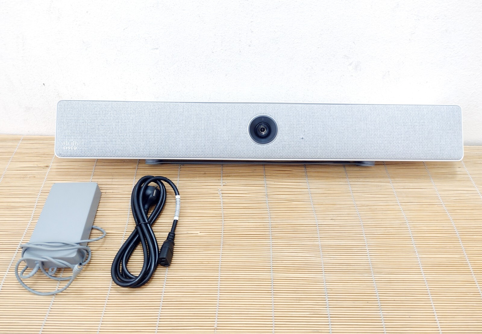 Cisco CS-KIT-S-UNIT+ PLUS Cisco Webex Room Kit Unit TTC7-23 sings of use 1 AC PS