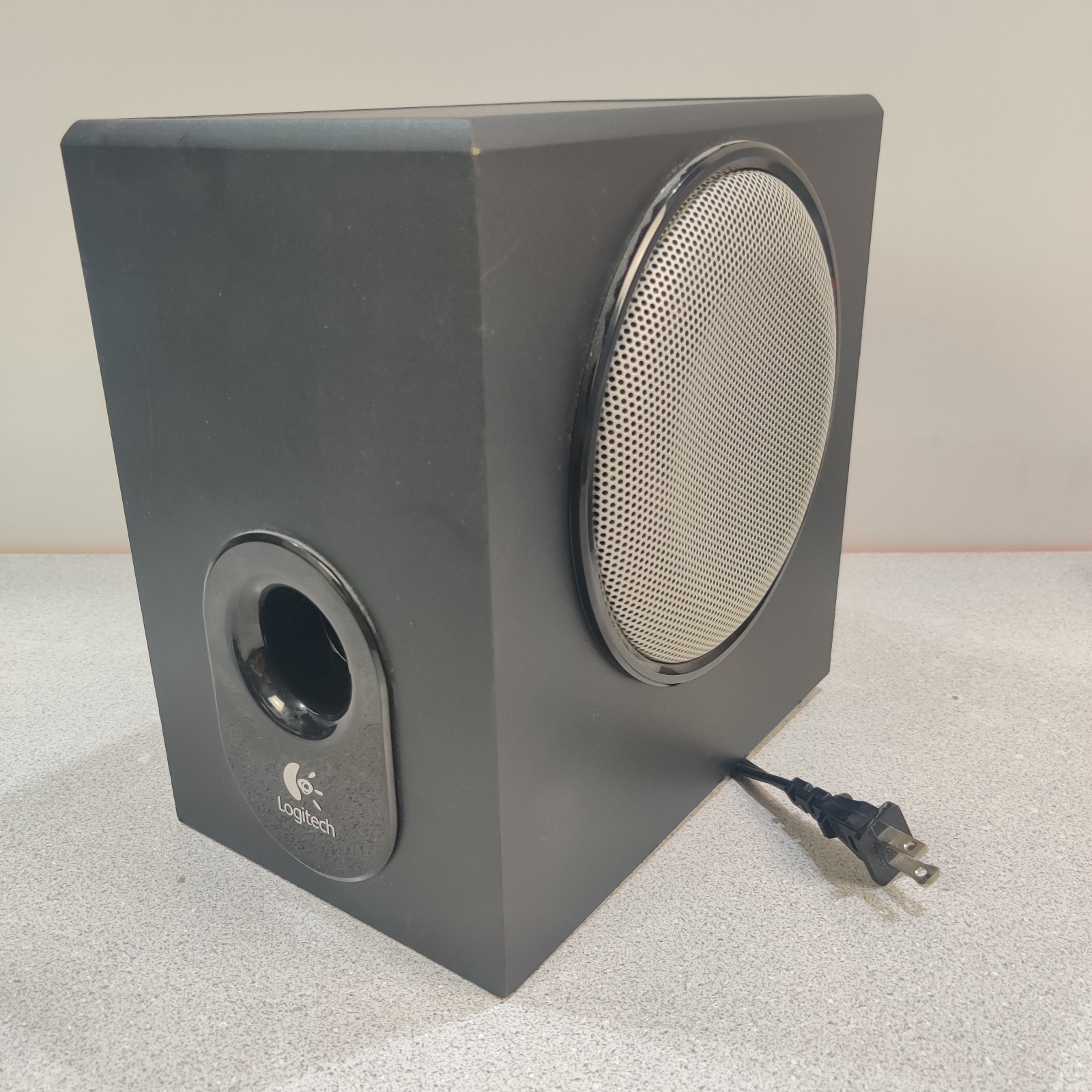 Logitech X-230 2.1 Channel Wired Subwoofer Only - Great Condition 