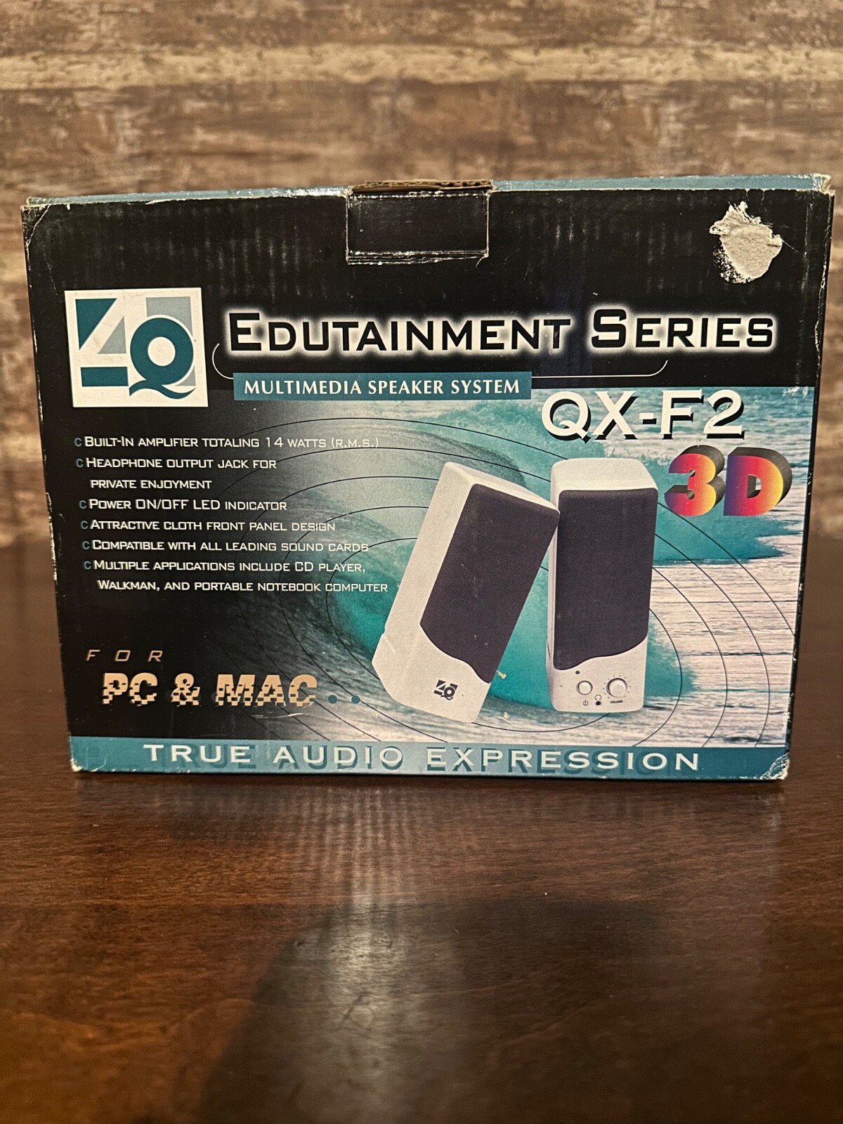 Vintage 4Q Technologies Multimedia Speaker System Model QX-F2