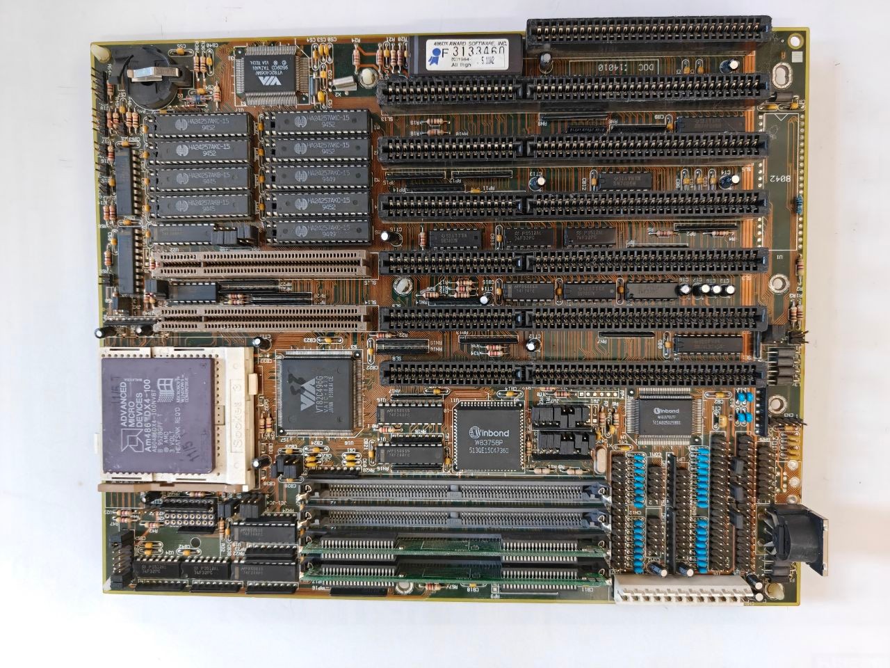 FIC 486-PVT-IO + AMD 486 DX4 100 MHz + 16 MB RAM