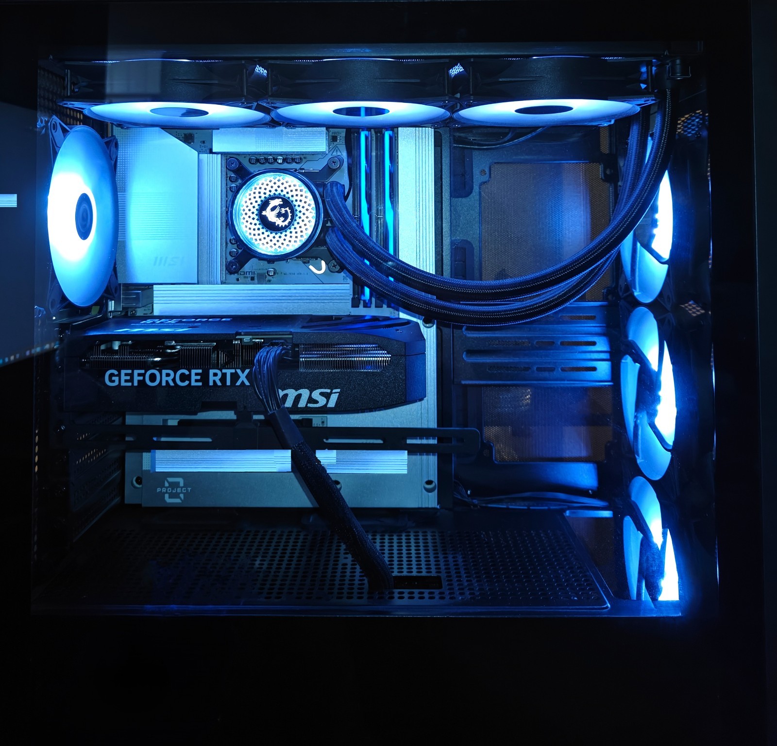 MSI Aegis RS2 AI Gaming Desktop PC Core Ultra 7 265KF RTX 5070 32GB DDR5 1TB SSD