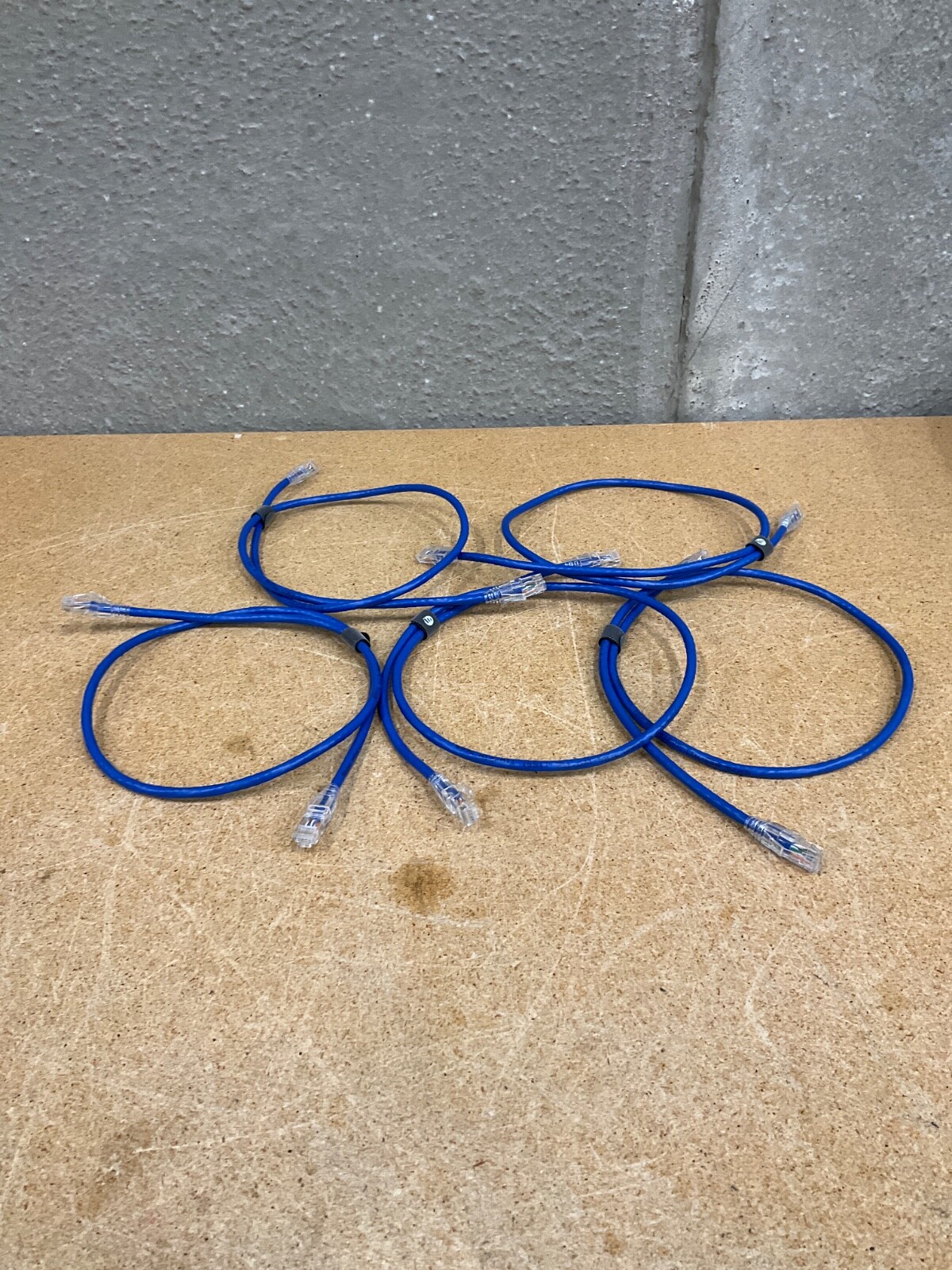 *LOT OF 5* UTP CAT 6 Patch Cable ISO/IEC 11801 24AWG 3FT