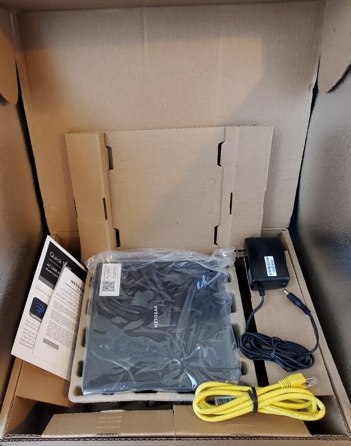 NETGEAR AC1600 Wifi Cable Modem Router C6250-100NAR - Refurbished