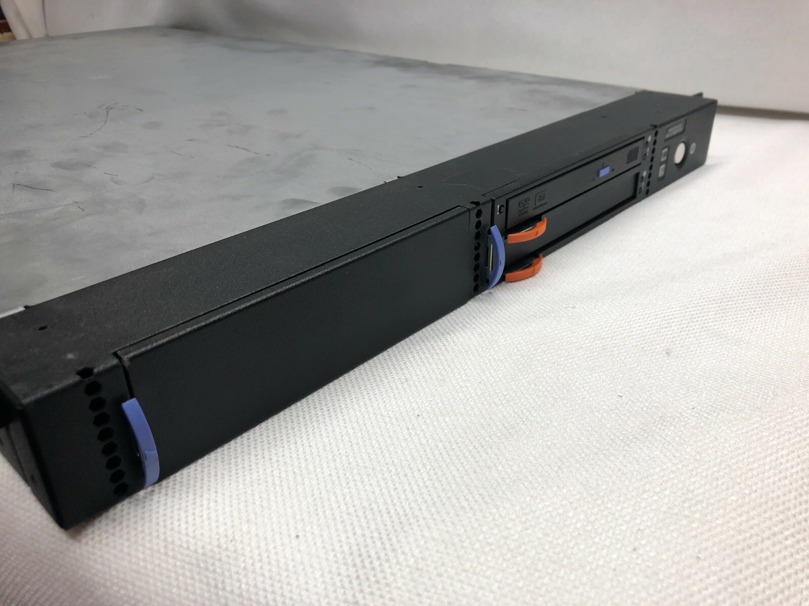 IBM Part 95P4030 Type 7214-1U2 Rack SAS Drive - Untested - Sold as-is 