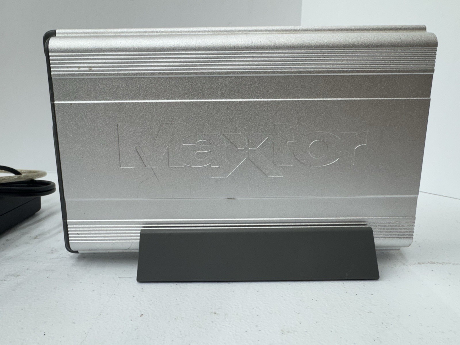 Maxtor One Touch External USB Hard Drive 200GB with Power supply