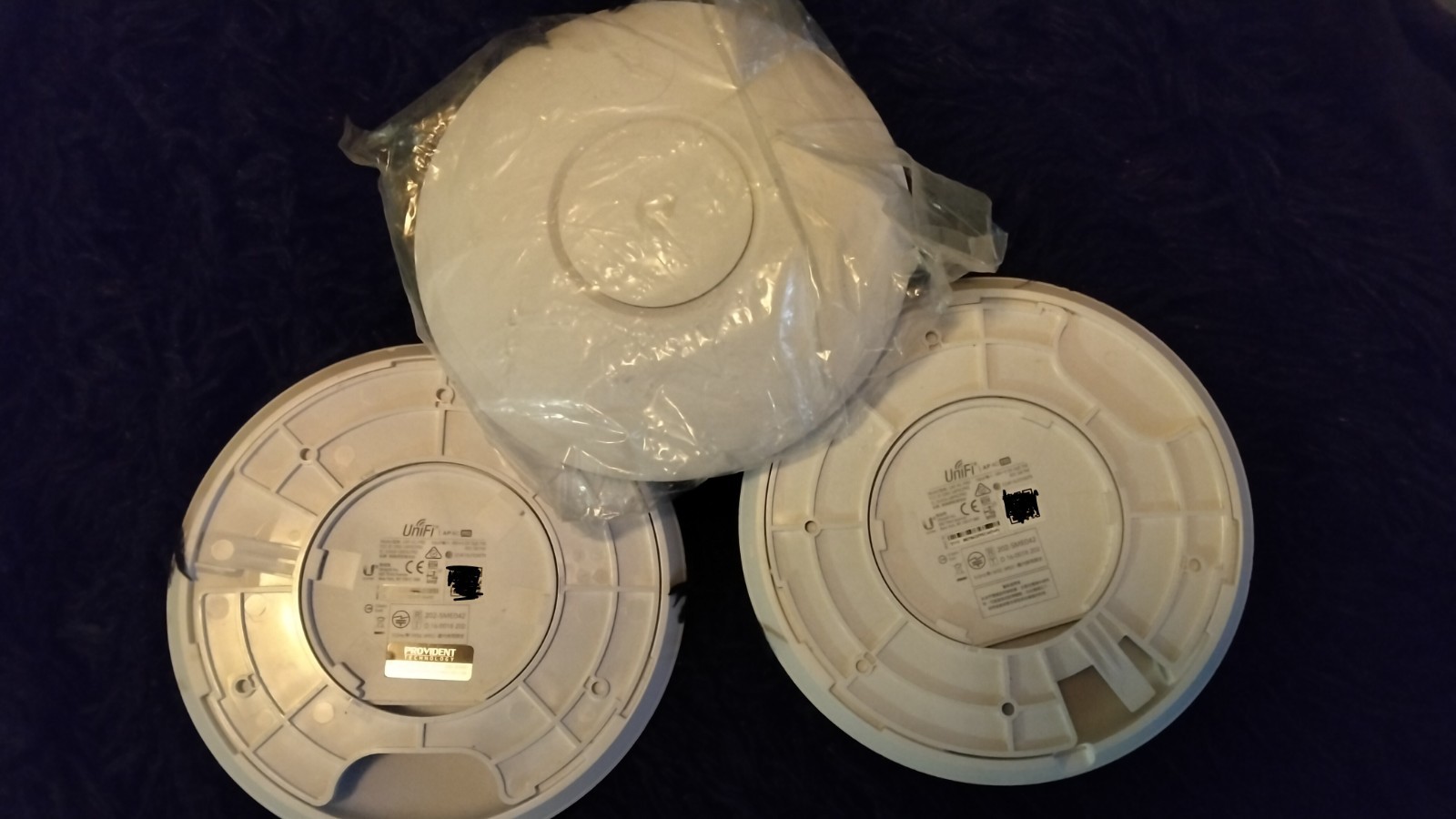 Ubiquiti Networks UniFi UAP-PRO Wireless Access Point