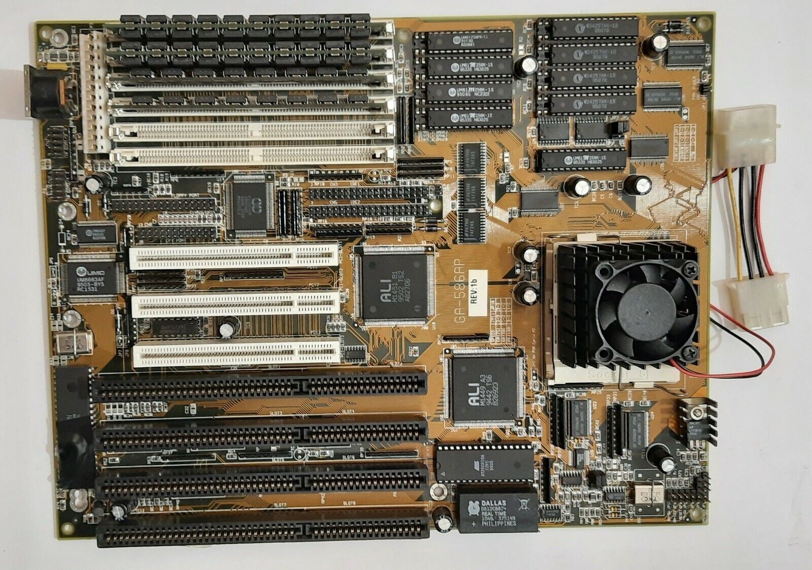 Gigabyte GA-586AP ISA Socket 5 Retro Motherboard + Intel Pentium 90MHz + 32MB RAM