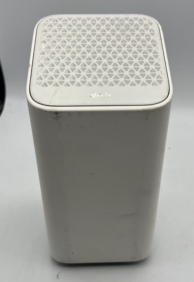 Comcast Xfinity XB7-T Modem WiFi Router CGM4331COM  **NO Power Cord**