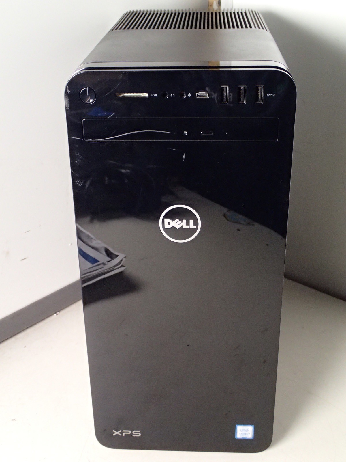 Dell XPS 8930 Intel Core i7-9700 3.0GHz 32GB RAM 256GB M.2+2TB HDD Win 11 1050Ti