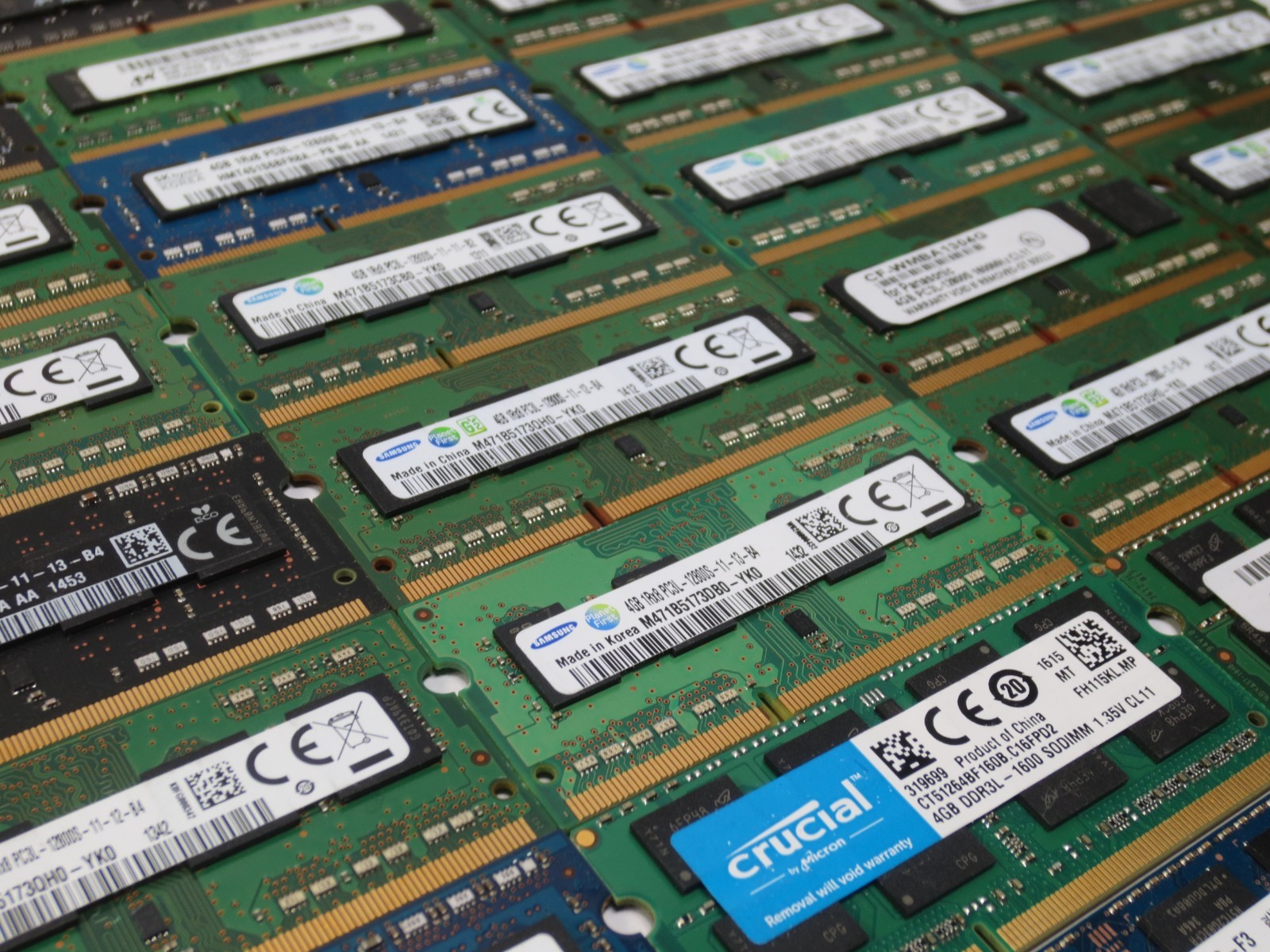 Lot of 38 4GB DDR3-12800S PC3 PC3L SODIMM Laptop Memory Mixed Rank and Brands