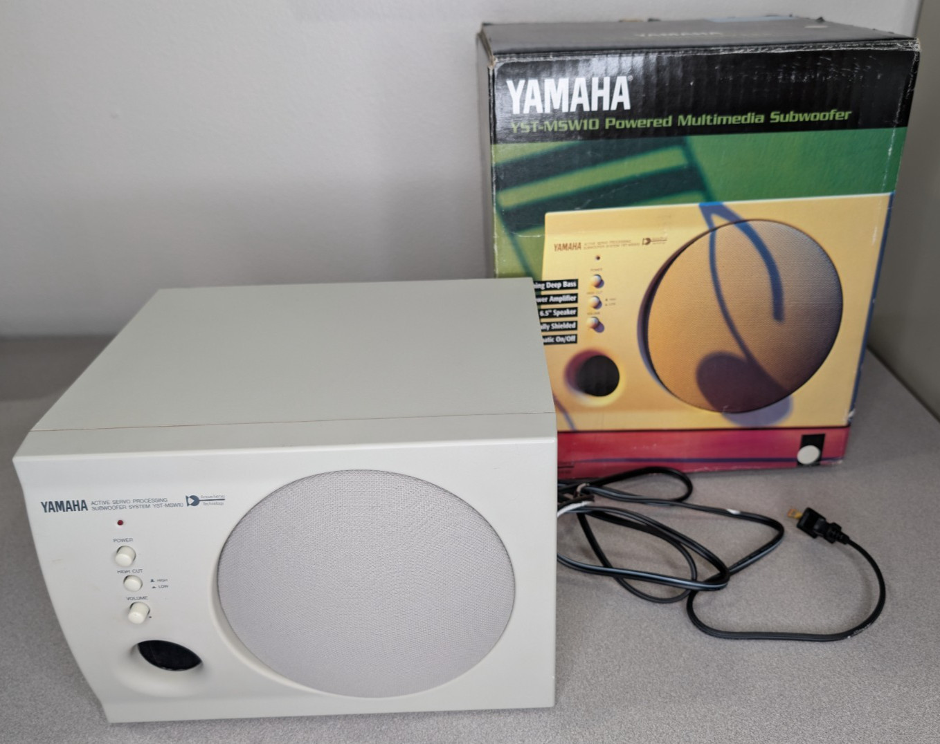 Yamaha YST-MSW10 Powered  Multimedia Subwoofer Deep Base 25 Watts White Box