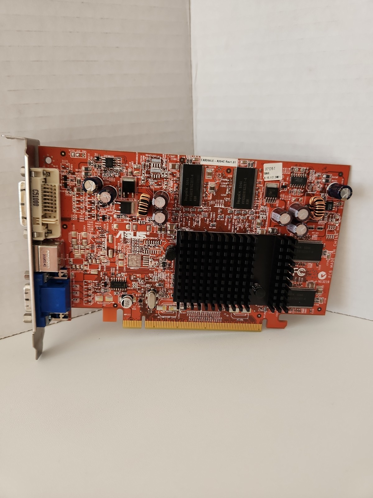 ASUS ATI Radeon X300LE EAX300LE-A334C PCI-E Video Graphics Card