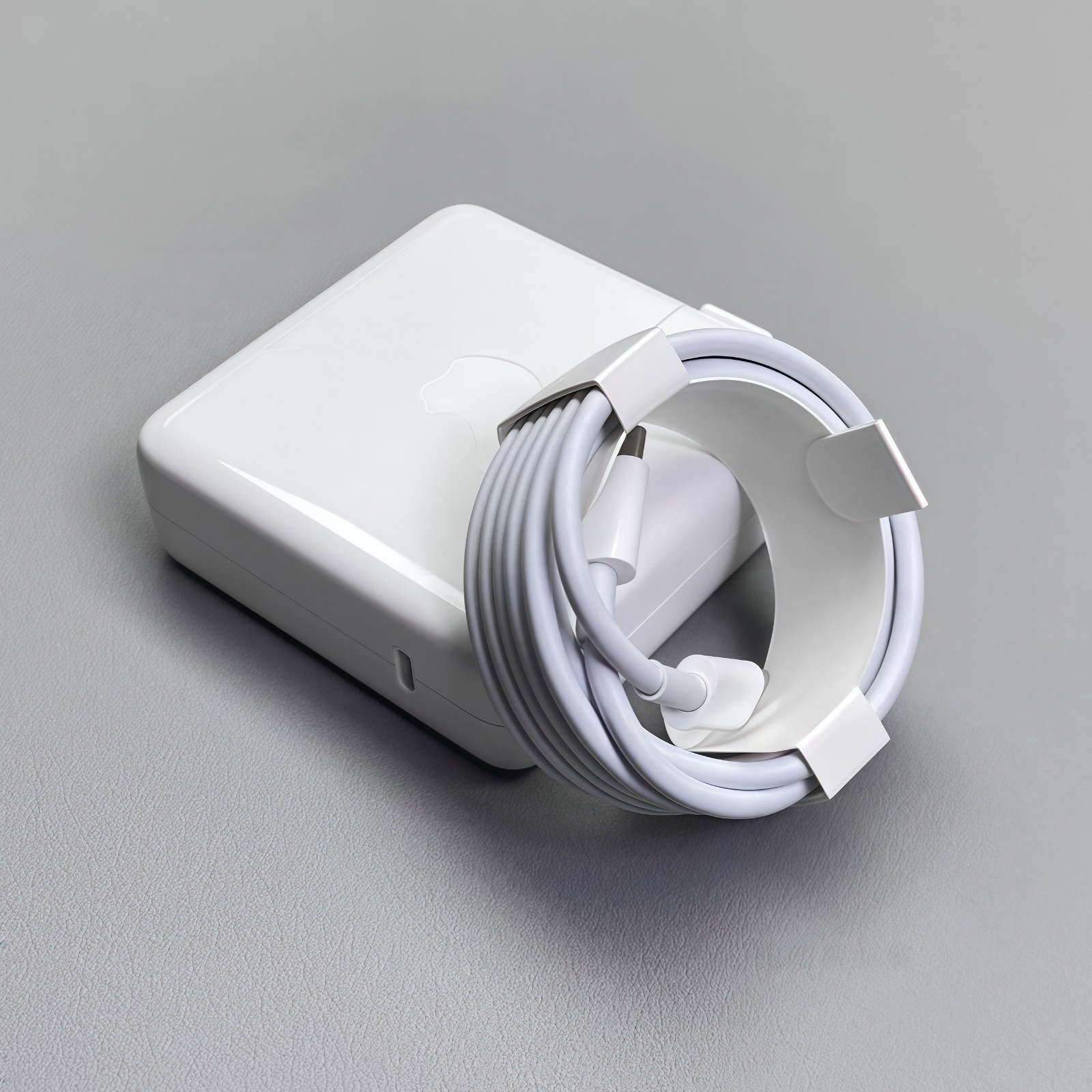 Genuine 96W USB-C Charger for Apple MacBook Pro 16, 15, 14, 13 M3 M2 M1 A2166
