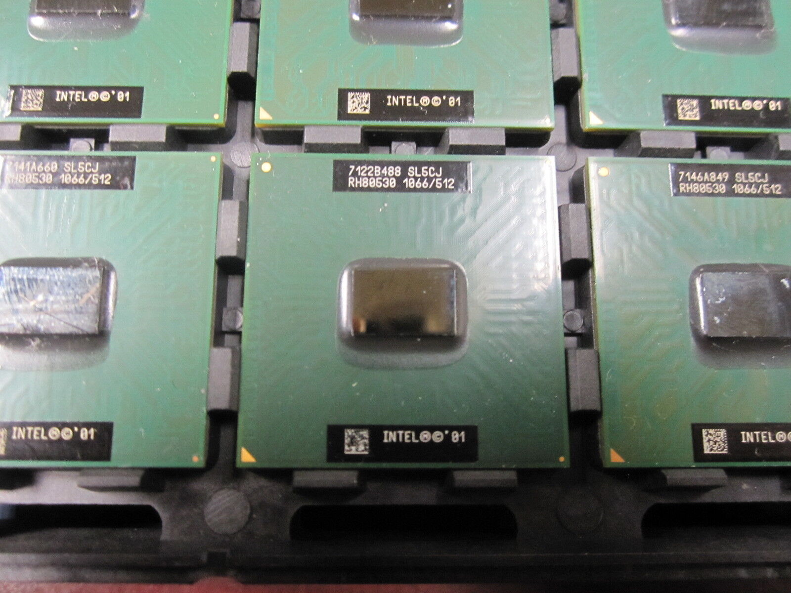 Vintage Intel CPU PIII 1.2ghz 512k Pentium Mobile M 133 MHz FSB 1067ghz SL5CJ