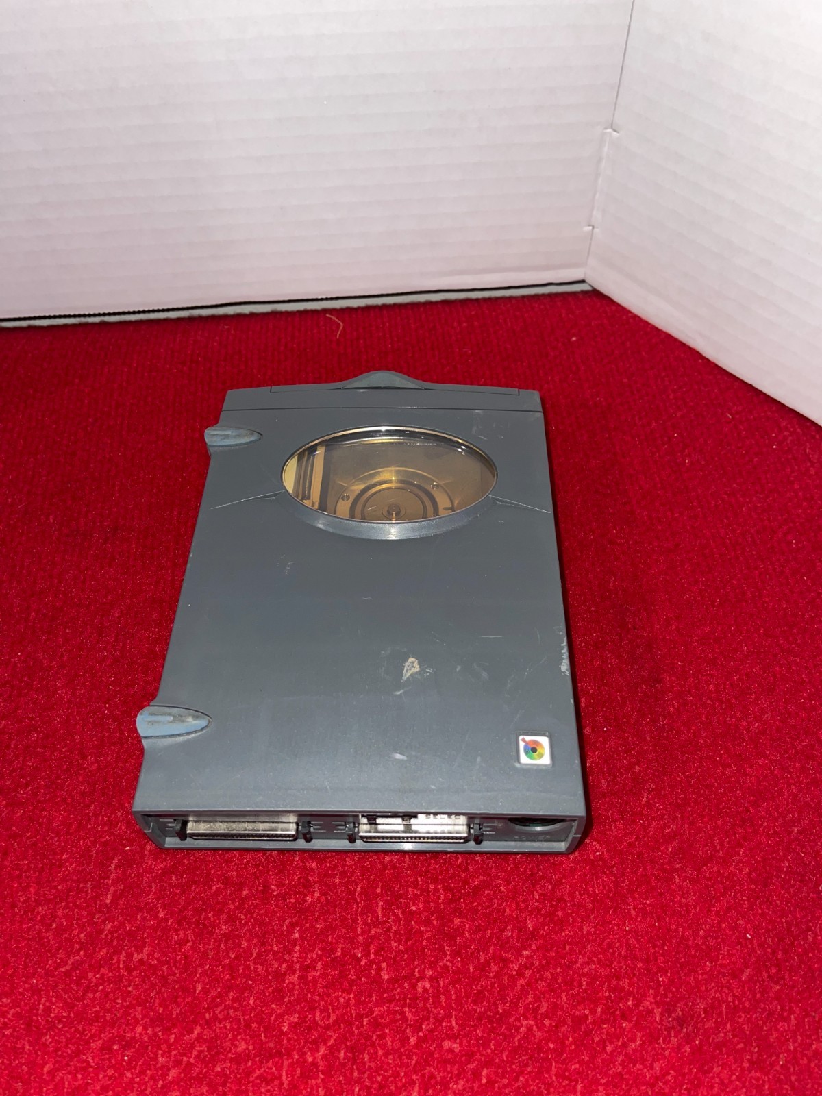 SyQuest SyJet 1.5GB External SCSI Drive no cables or power supply