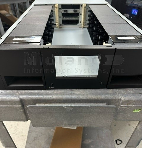 IBM 3555-E3A Expansion Module TS4300 includes 3555 Expansion Cable