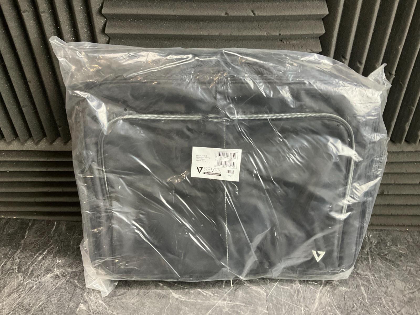V7 Vantage Front Loading Laptop Carrying Case CCV2-9N ✅ ❤️️ ✅ ❤️ BRAND NEW