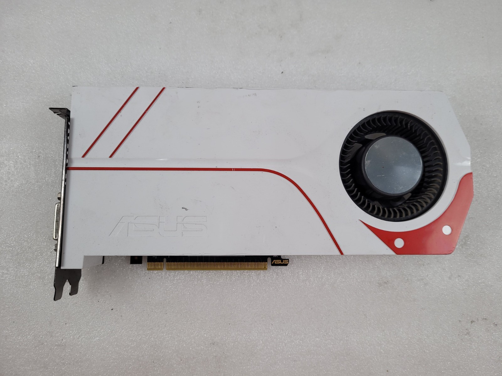 ASUS GeForce GTX 970 OC 4GB GDDR5 PCIe Graphics Card GTX970-OC-4GD5