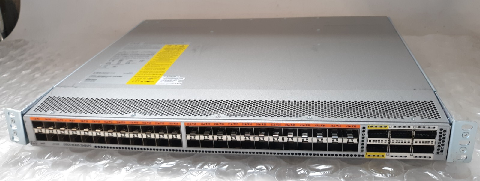 Cisco N2K-C2348UPQ-10GE 48-Port SFP+ 6-Port QSFP+ Fabric Extender w/ 2x 400w PSU