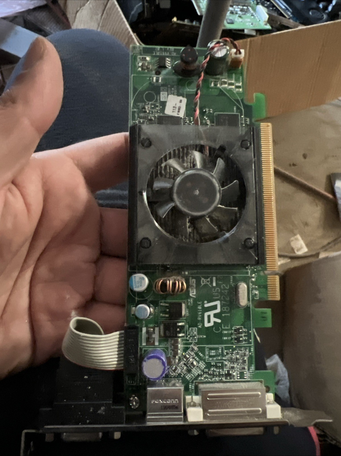 Dell Asus ATI WX085, ad-rv610le Radeon HD2400 Pro 128MB VGA DVI Video Card