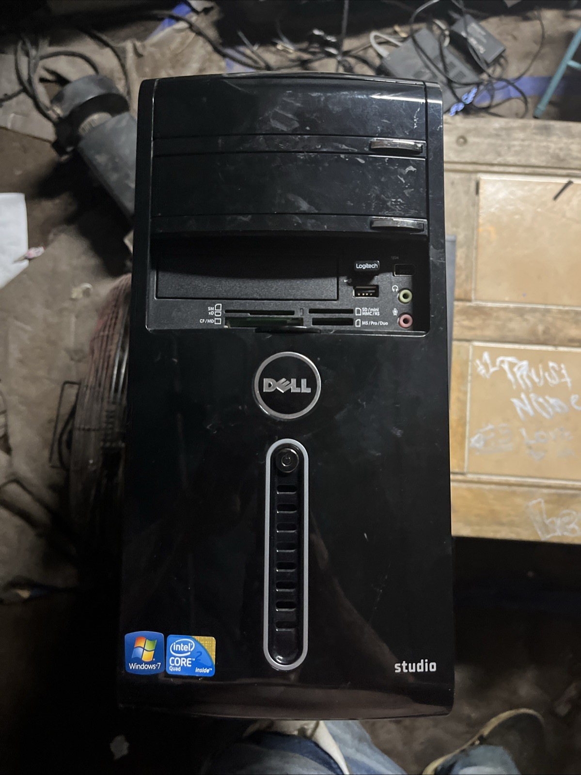 Dell Studio 540 DCMA Desktop - - TOWER ONLY - WORKS GREAT