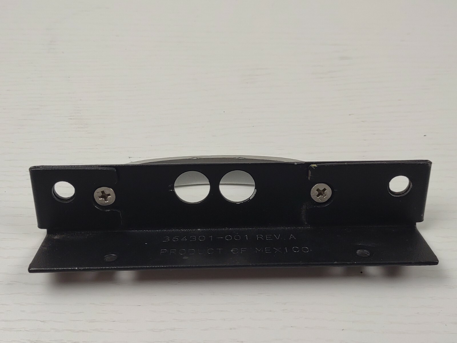 HP / Compaq Handle On Metal Piece. P/n 364300-001 / 364301-001