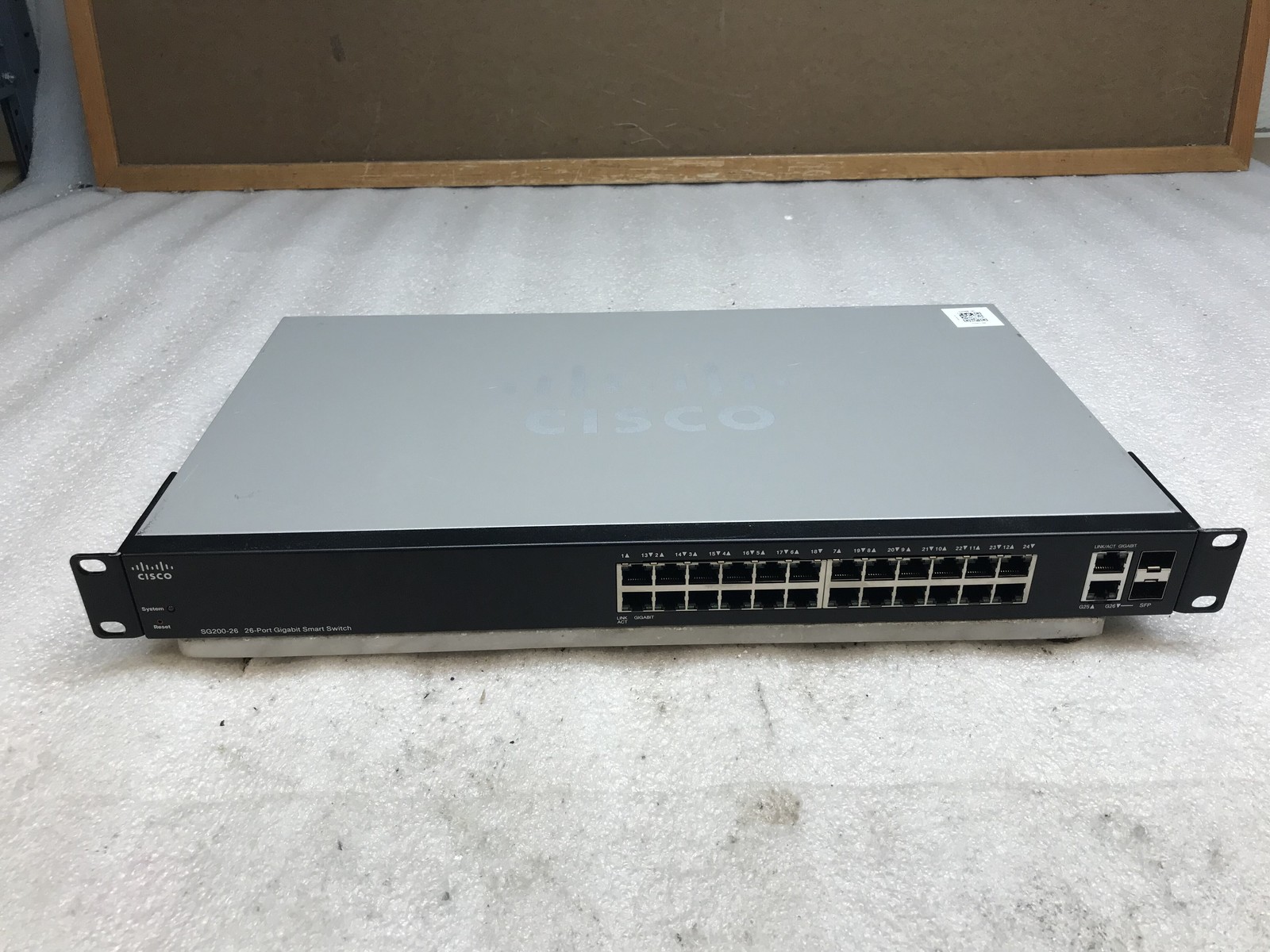 Cisco Small Business SG200-26 26 Port Smart Gigabit Ethernet Network Switch