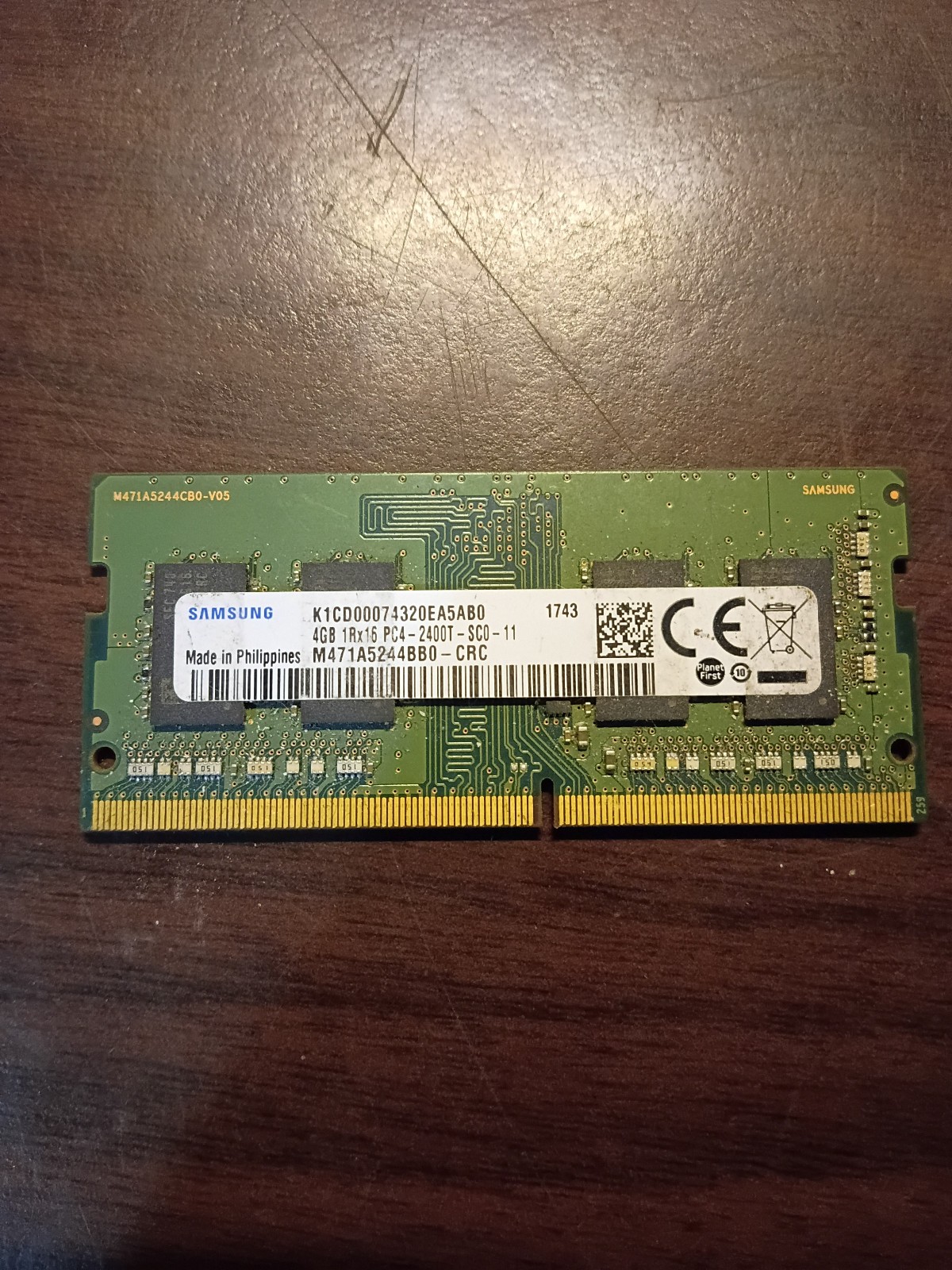 Samsung 4GB DDR4 SO-DIMM 260Pin Memory Module - 1Rx16 PC4-2400T-SC0-11