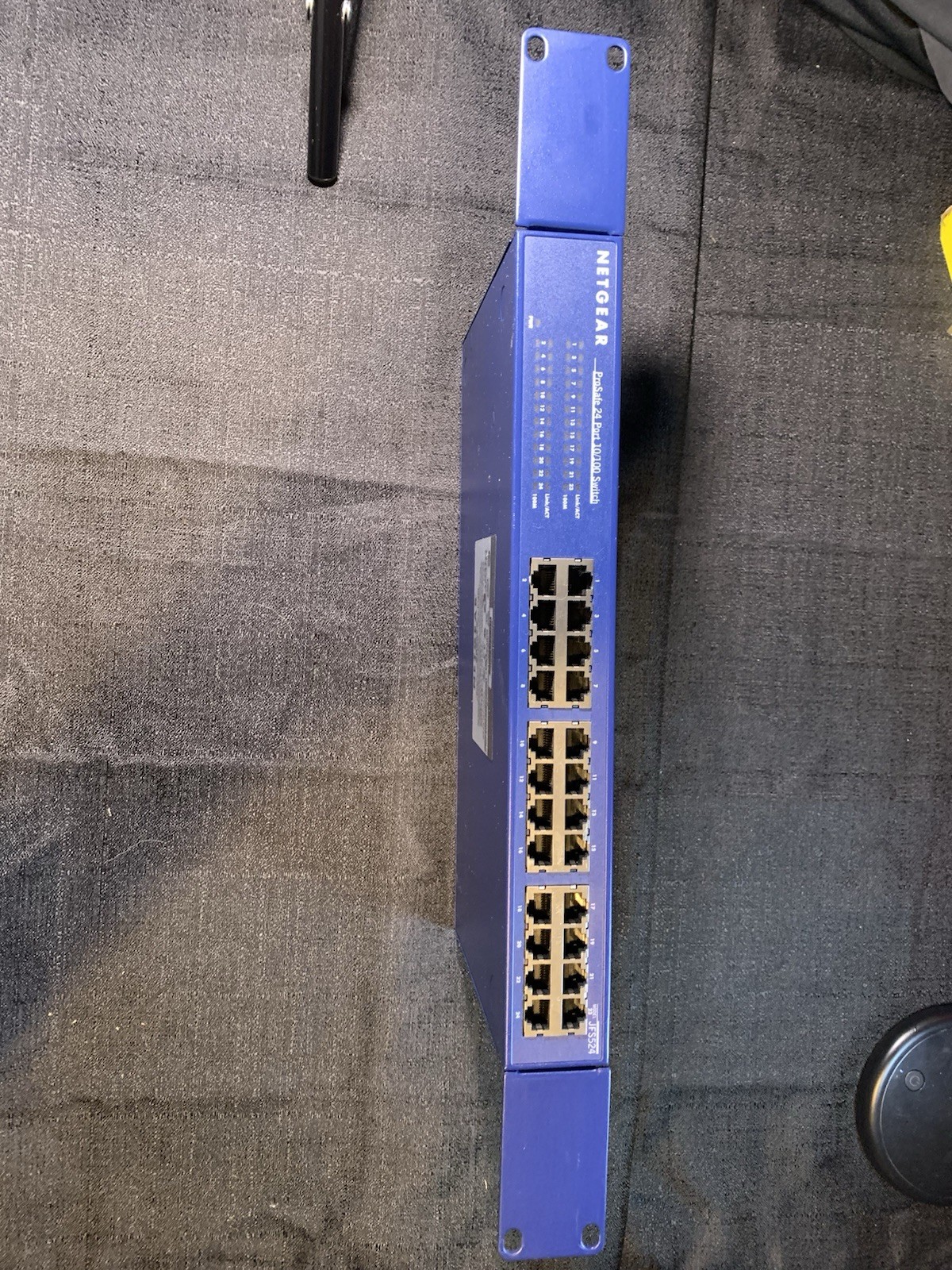 NETGEAR ProSafe JFS524 24-Port Fast Ethernet Network Switch Tested-Working
