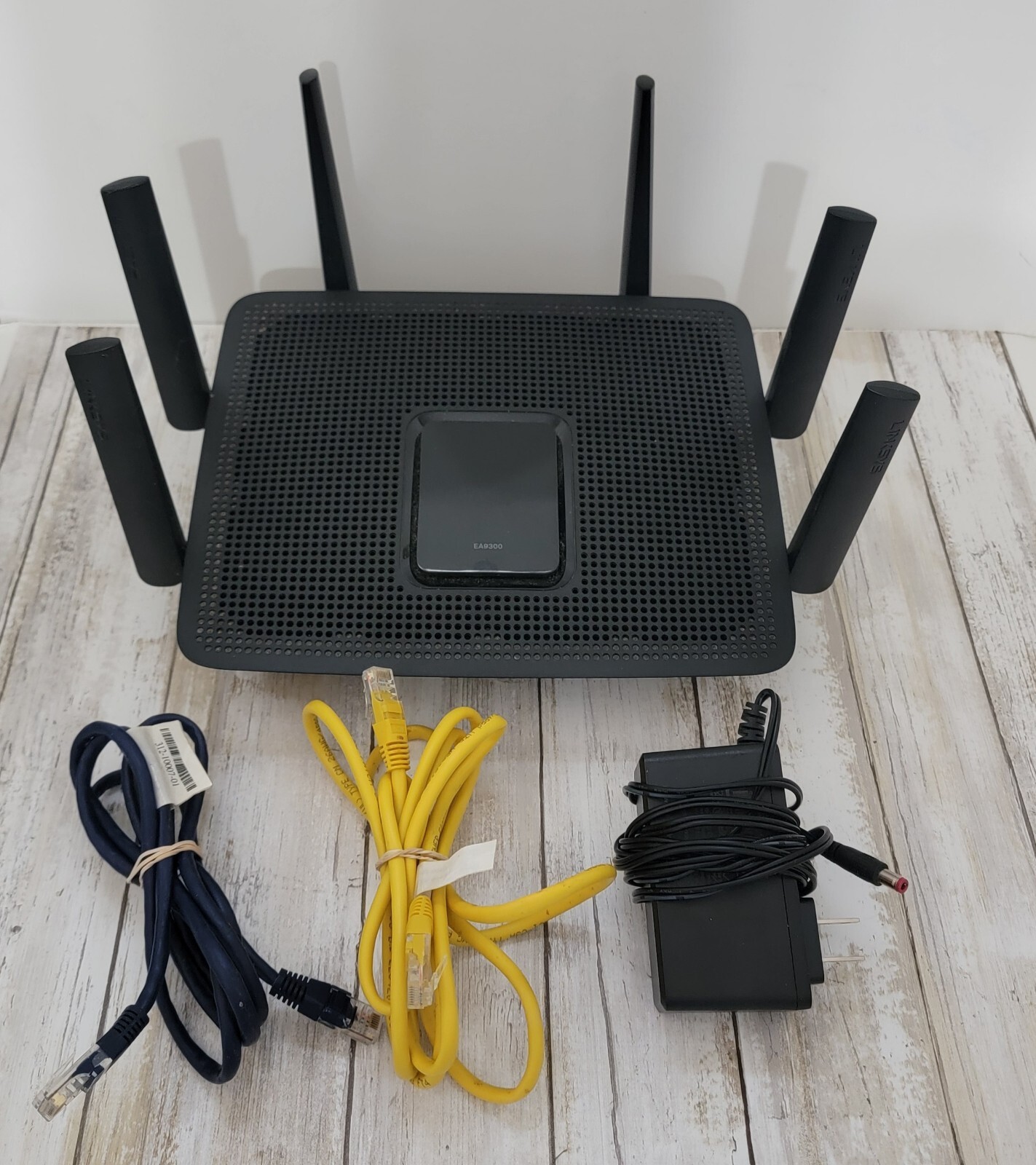 Linksys EA9300  WiFi
