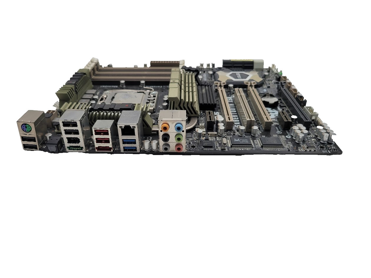 Asus Sabertooth X58 Gaming Intel Motherboard - W CPU i7-940
