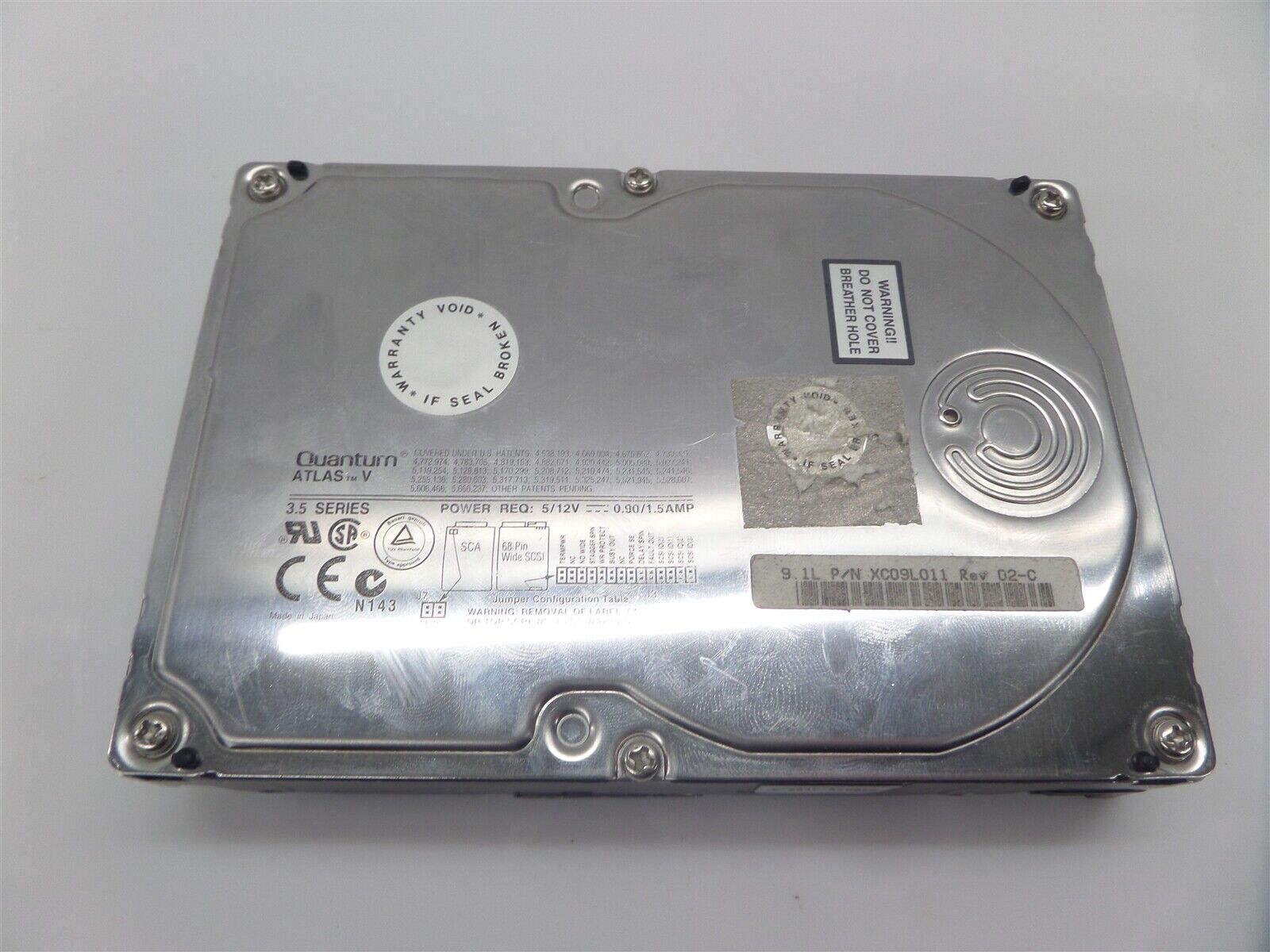 Quantum Atlas V 3.5 Series 9.1GB Internal SCSI Hard Drive XC09L011 Rev. 02-C