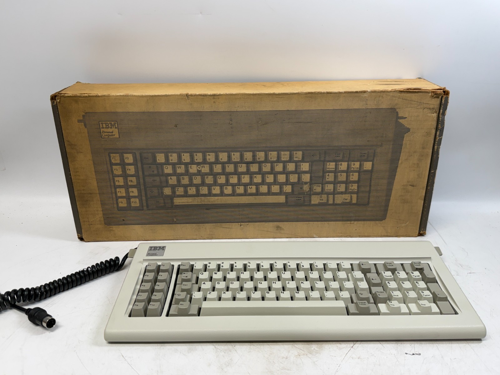 IBM 1501100  Model F XT w/ original box