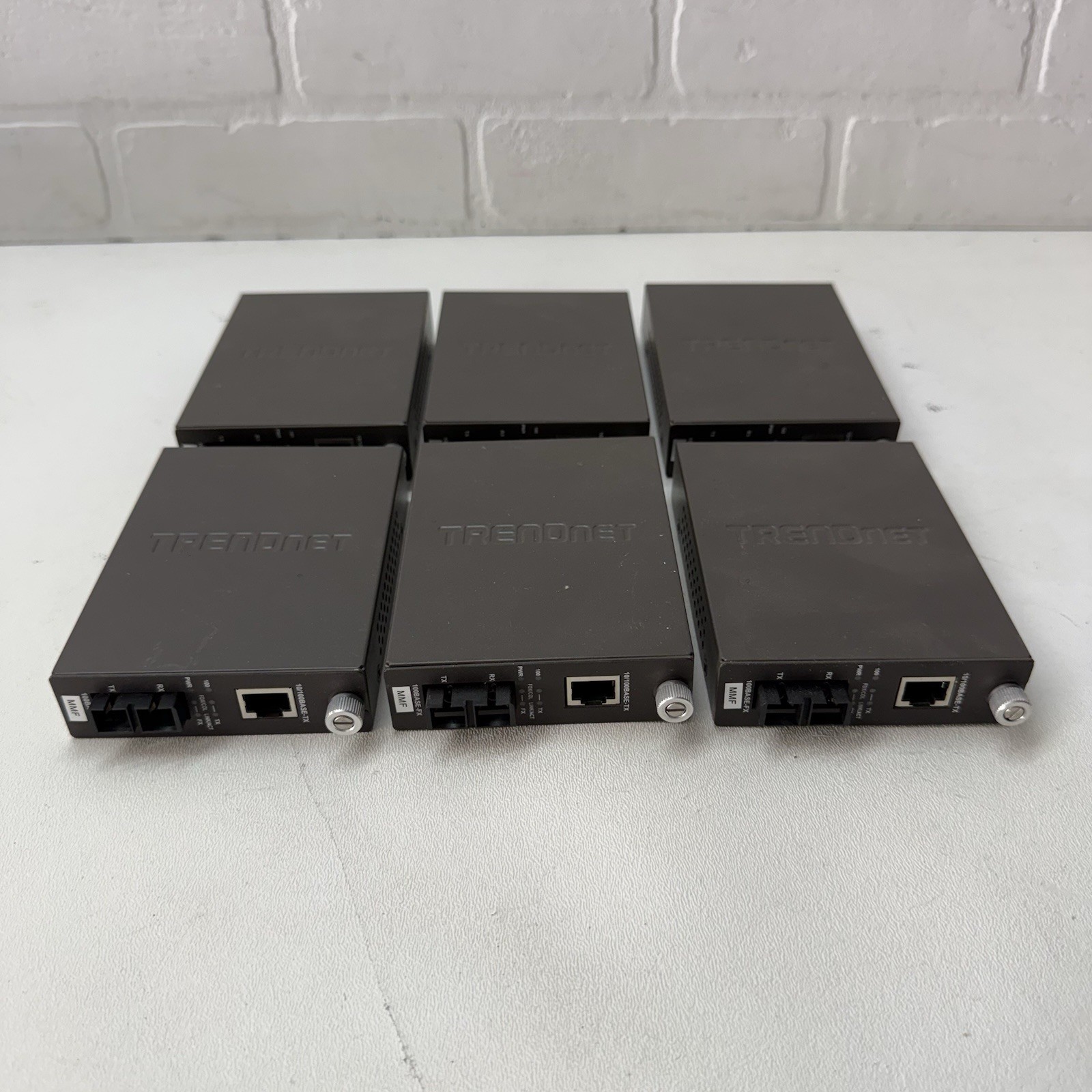 6 TRENDnet TFC-110MSC 10/100Base-TX to 100Base-FX MM SC Fiber Media Converters