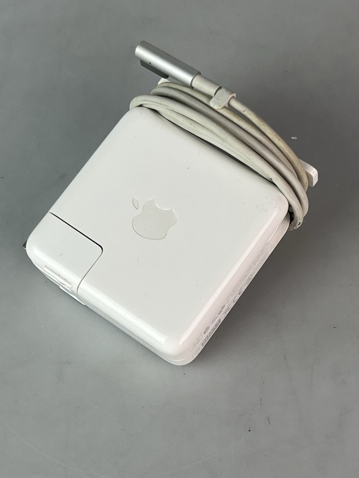 Official Apple MagSafe Power Adapter 60W A1344