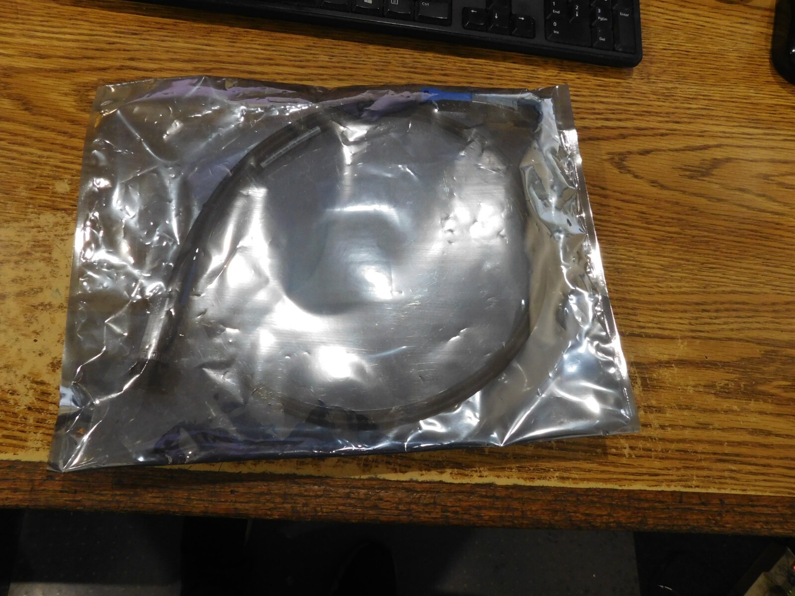 Hewlett Packard  PN: 691970-002 MIni SAS Cable.  SPS PN: 717432-001.  NOS