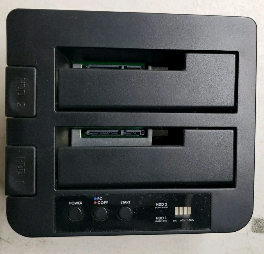 StarTech.com eSATA USB 3.0 Hard Drive Duplicator Dock With UASP SDOCK2U33RE